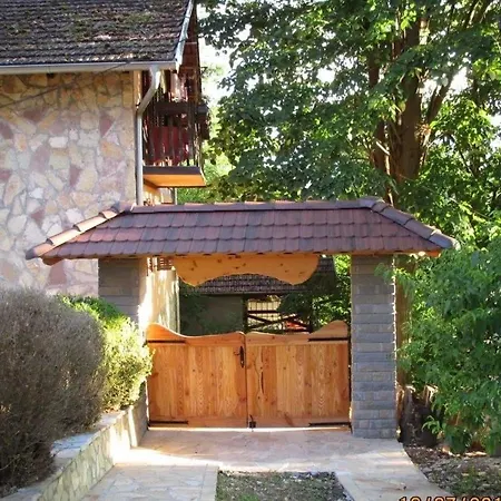 Konukevi Konaci Nikola Banja Vrujci Gornja Toplica