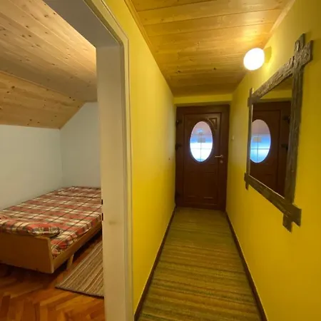 Konaci Nikola Banja Vrujci Konukevi