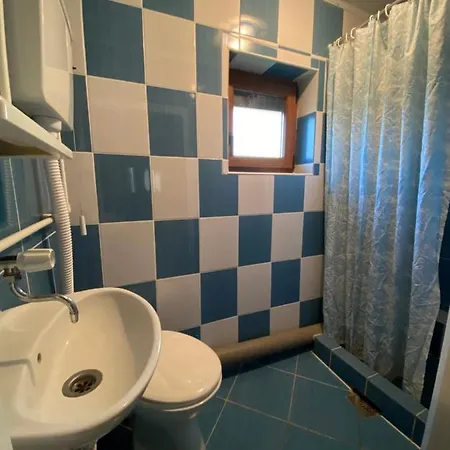 Konukevi Konaci Nikola Banja Vrujci *